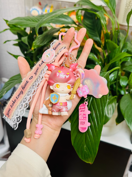 dimoo keychain