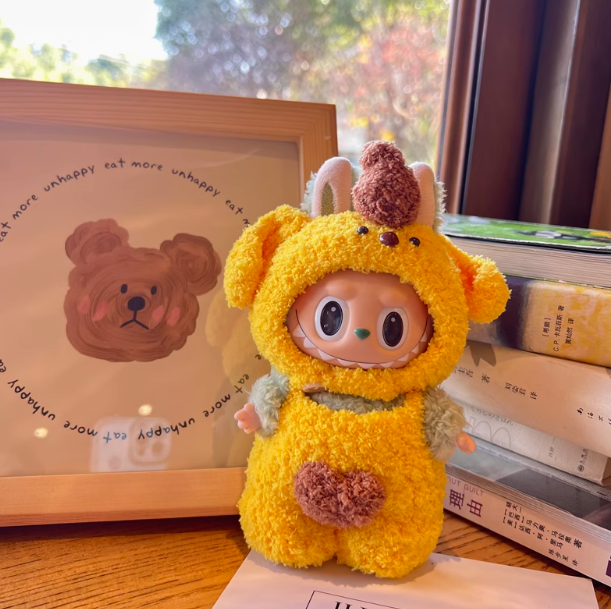 17 cm  Labubu Macaron 1 sits on 2 generations  Doll clothes