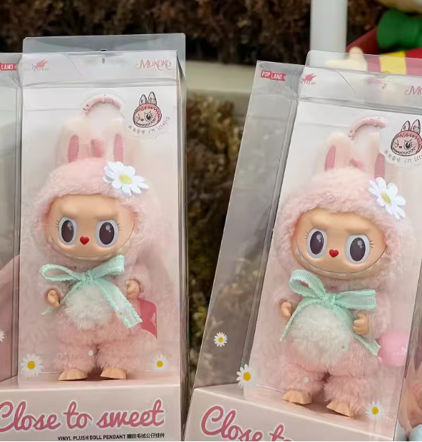 POP MART MOKOKO CLOSE TO SWEET DOLL   17cm